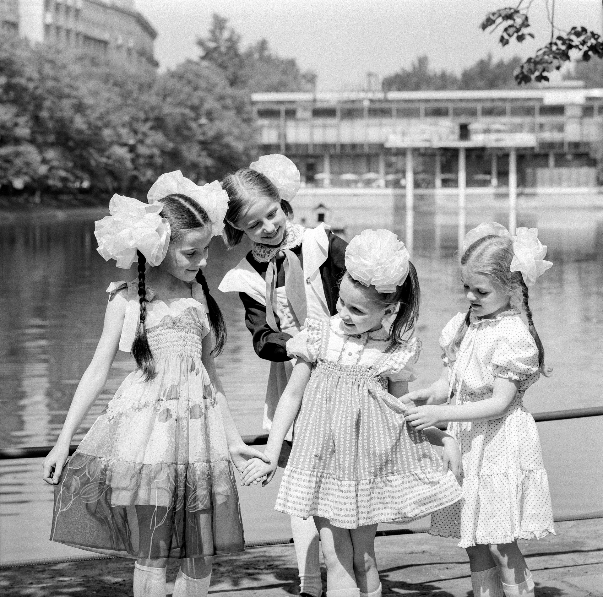 Фотография к материалу «Заммэра Ракова: Фотовыставки, праздничные открытки и концерты ждут жительниц Москвы в преддверии 8 Марта»